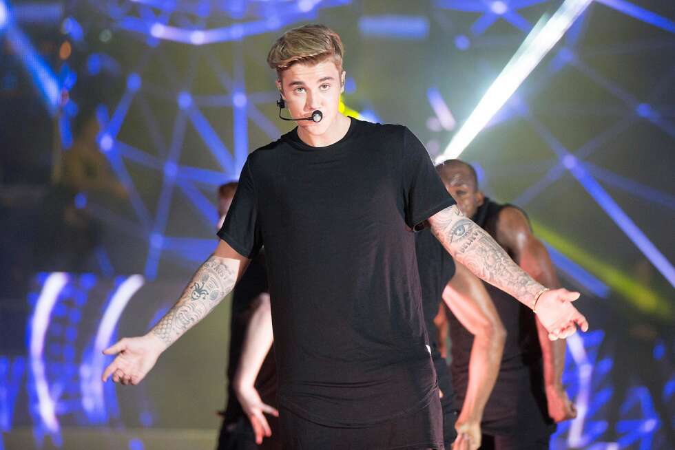 Justin Bieber på scenen Justin Bieber på scenen