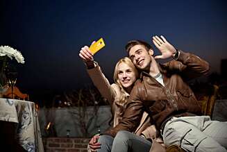 SELFIE: Frontkameraet til LG G4 er på 8 megapiksler, og kan filme med full HD-oppløsning. SELFIE: Frontkameraet til LG G4 er på 8 megapiksler, og kan filme med full HD-oppløsning.