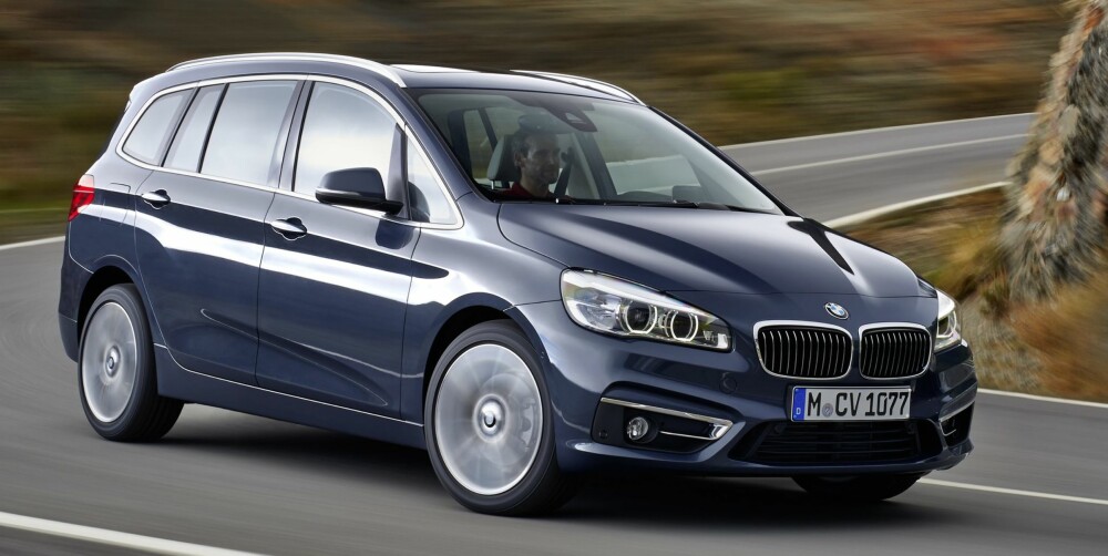 LENGRE: 2-serie Gran Tourer er i praksis en lengre utgave av 2-serie Active Tourer. 22 centimeter ekstra lengde gjør det mulig å få plass til sju sitteplasser. FOTO: BMW LENGRE: 2-serie Gran Tourer er i praksis en lengre utgave av 2-serie Active Tourer. 22 centimeter ekstra lengde gjør det mulig å få plass til sju sitteplasser. FOTO: BMW