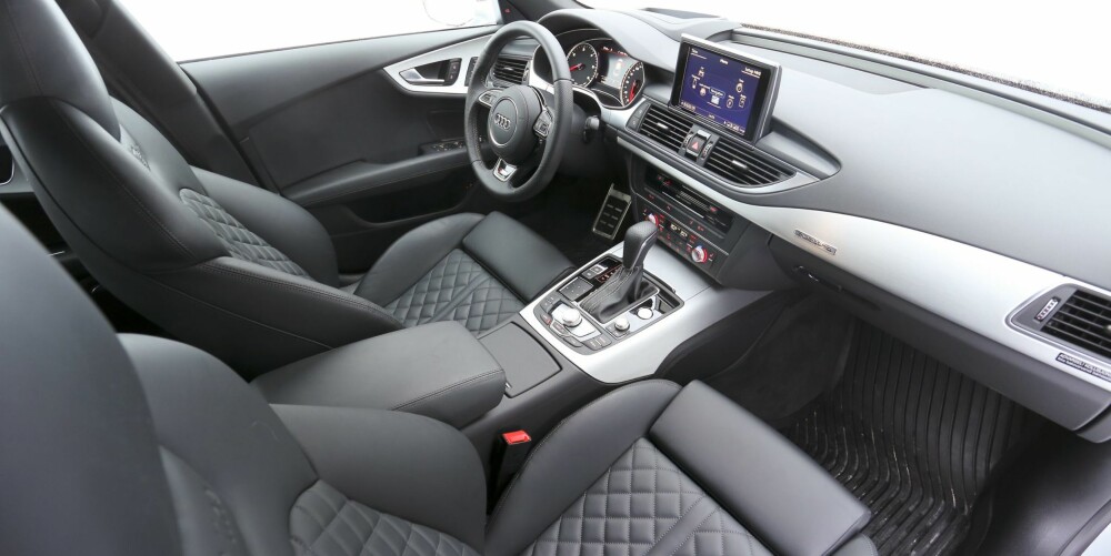 HUGD I STEIN: Få klarer å gi samme kvalitetsfølelse som Audi. Og A7-modellen er blant de aller fineste Audi-modellene innvendig. HUGD I STEIN: Få klarer å gi samme kvalitetsfølelse som Audi. Og A7-modellen er blant de aller fineste Audi-modellene innvendig.