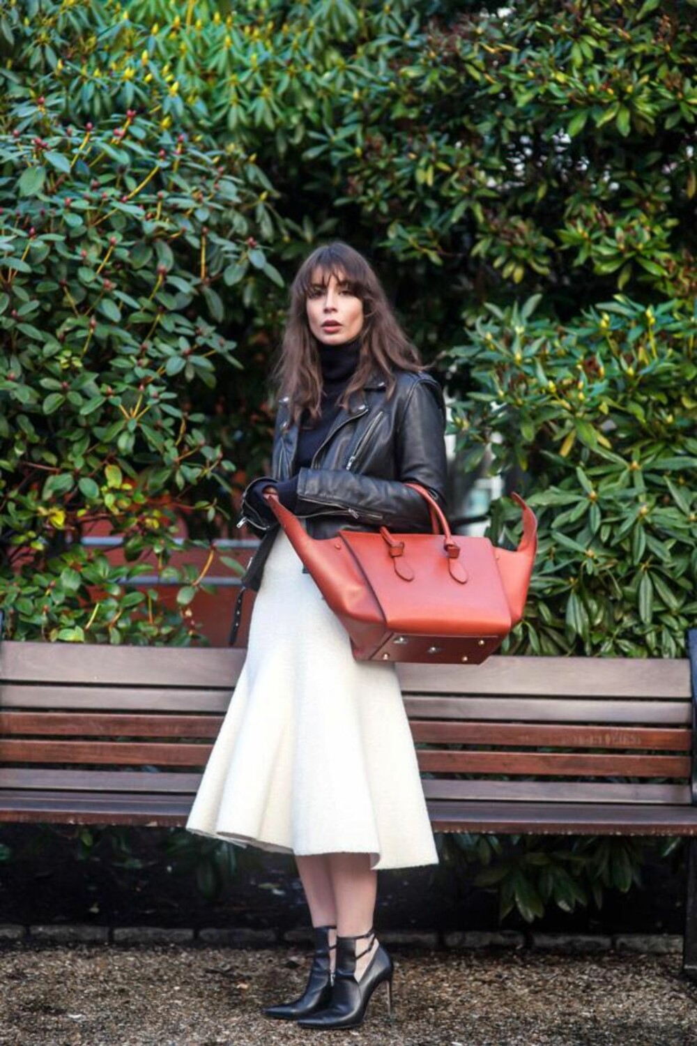 IRINA LAKICEVIC: Er tannlege, stylist og blogger. IRINA LAKICEVIC: Er tannlege, stylist og blogger.