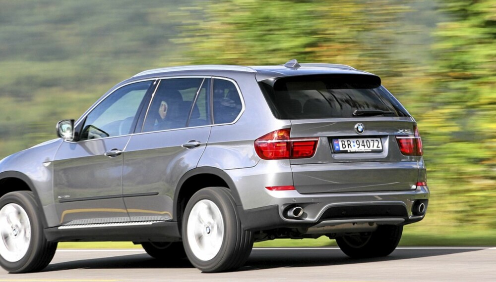 En motor med mindre effekt gjør BMW X5 xDrive30d mer avgiftsgunstig. En motor med mindre effekt gjør BMW X5 xDrive30d mer avgiftsgunstig.