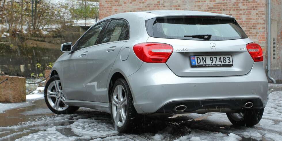 PRIS: Prisen for Mercedes-Benz A180 CDI Automat starter på 302 500 kroner. FOTO: Petter Handeland PRIS: Prisen for Mercedes-Benz A180 CDI Automat starter på 302 500 kroner. FOTO: Petter Handeland