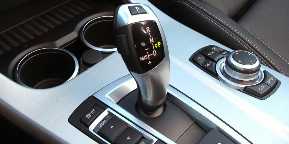 BEST: Automatgiret er blant de beste i SUV-klassen. Det samme kan ikke sies om den toliters dieselmotoren. BEST: Automatgiret er blant de beste i SUV-klassen. Det samme kan ikke sies om den toliters dieselmotoren.