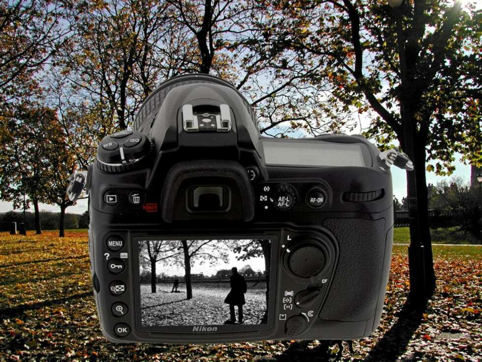 RÅFORMAT: Fotografer i RAW-format om du har anledning til det. Det gir store filer med mye informasjon som gjør at du har mye større spillerom for redigering i ettertid. RÅFORMAT: Fotografer i RAW-format om du har anledning til det. Det gir store filer med mye informasjon som gjør at du har mye større spillerom for redigering i ettertid.