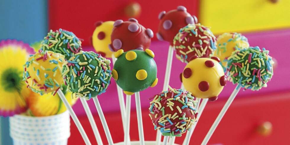 OPPSKRIFT PÅ POPCAKES: Slik lager du popcakes. Lyst til å pynte? OPPSKRIFT PÅ POPCAKES: Slik lager du popcakes. Lyst til å pynte?