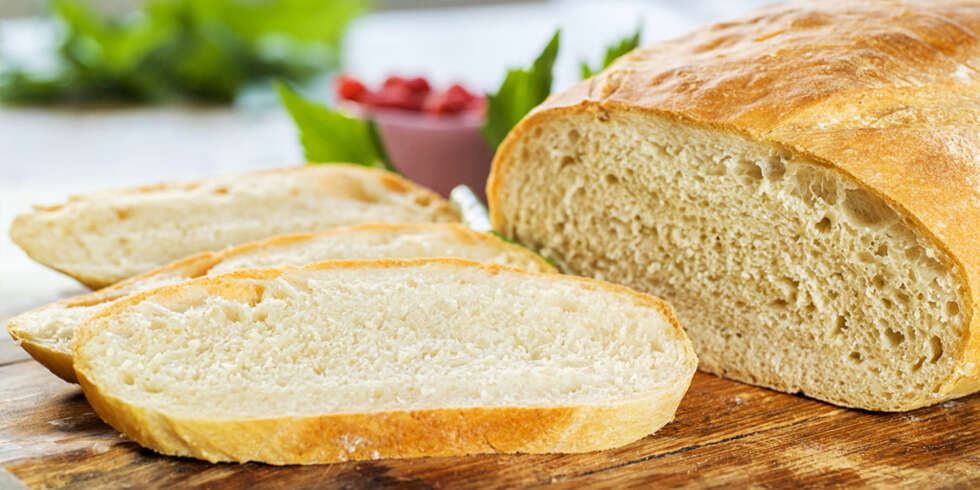OPPSKRIFT PÅ SUPERENKELT BRØD: Du trenger kun noen få ingredienser for å bake dette deilige brødet! OPPSKRIFT PÅ SUPERENKELT BRØD: Du trenger kun noen få ingredienser for å bake dette deilige brødet!