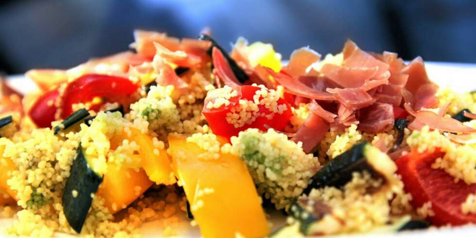 OPPSKRIFT PÅ COUSCOUS: Når couscous møter spekeskinke er det harmoni i blasfemien. OPPSKRIFT PÅ COUSCOUS: Når couscous møter spekeskinke er det harmoni i blasfemien.