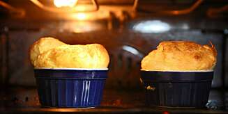 OPPSKRIFT PÅ OSTESOUFFLE: Den faller sammen etter du tar den ut av ovnen. Alltid. OPPSKRIFT PÅ OSTESOUFFLE: Den faller sammen etter du tar den ut av ovnen. Alltid.
