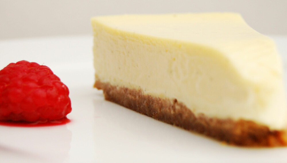 OSTEKAKE: Det er så lett å steke ostekaken perfekt. OSTEKAKE: Det er så lett å steke ostekaken perfekt.