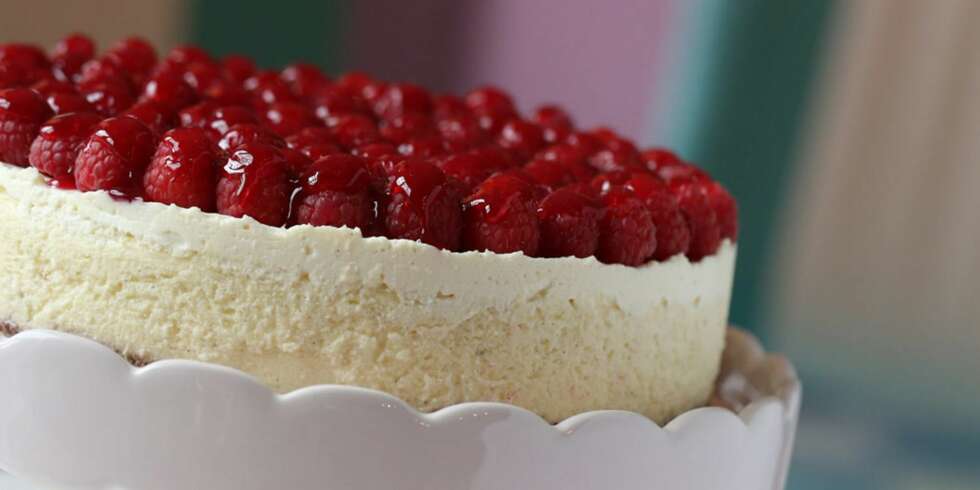 OPPSKRIFT PÅ CHEESE CAKE: Her er Manuelas fantastiske cheese cake. OPPSKRIFT PÅ CHEESE CAKE: Her er Manuelas fantastiske cheese cake.