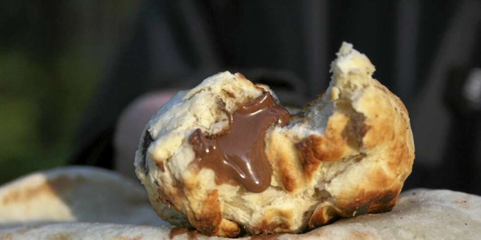Pinnebrød blir så utrolig mye bedre når du fyller det med noe. Du kan lage pinnebrød med mye godt. Pinnebrød blir så utrolig mye bedre når du fyller det med noe. Du kan lage pinnebrød med mye godt.