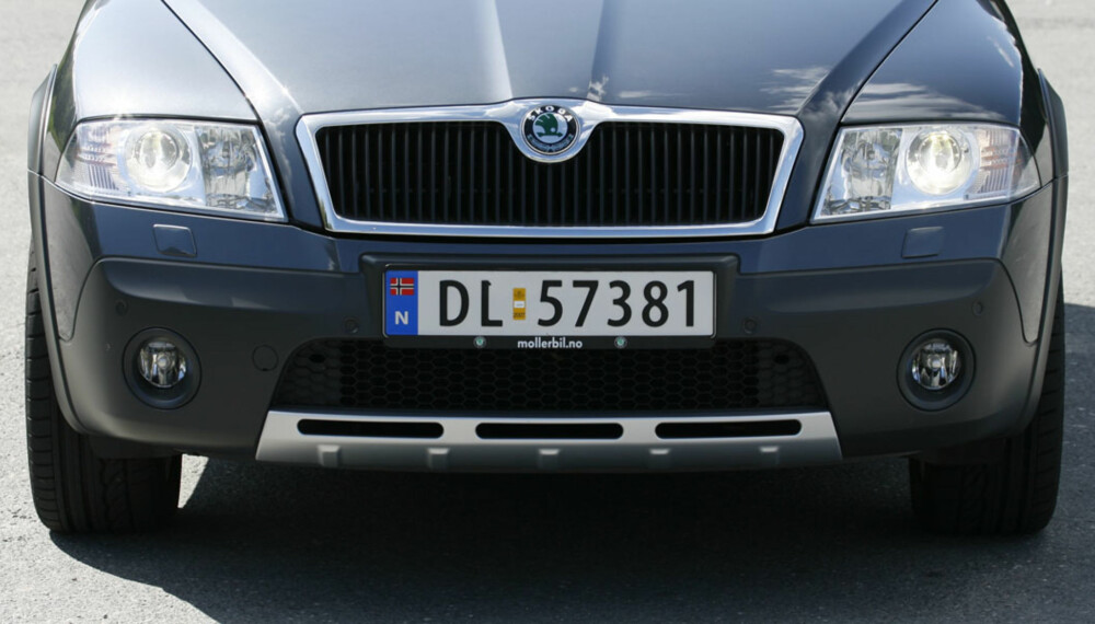 POPULÆR BRUKTBIL: Skoda Octavia 4x4 er en veldig ettertraktet bruktbil på det norske markedet. Grunnen til det er at du får veldig mye for pengene. Dessuten er kvalitetsryktet godt. Scout-versjonen på bildet er enda tøffere. POPULÆR BRUKTBIL: Skoda Octavia 4x4 er en veldig ettertraktet bruktbil på det norske markedet. Grunnen til det er at du får veldig mye for pengene. Dessuten er kvalitetsryktet godt. Scout-versjonen på bildet er enda tøffere.