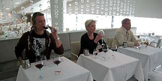 Finn Schjøll, Anne-Kath. Hærland og Alex Rosén er alle representert med egne viner i denne testen. Finn Schjøll, Anne-Kath. Hærland og Alex Rosén er alle representert med egne viner i denne testen.