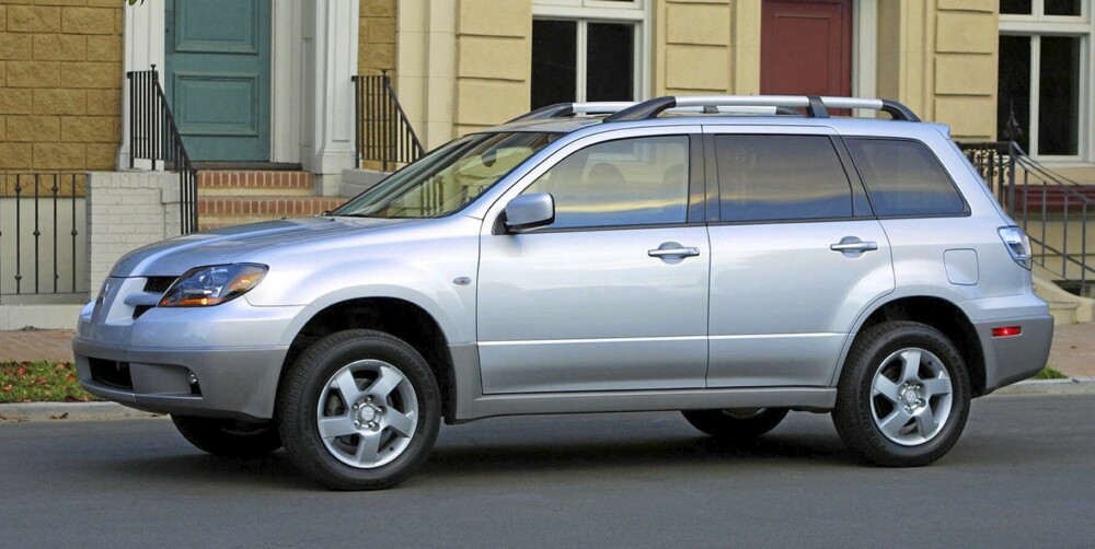Mitsubishi Outlander: Har fått merke at livet på veien er tøft. Sjekk ekstra grundig hvis du faller for første utgave av Outlander. Mitsubishi Outlander: Har fått merke at livet på veien er tøft. Sjekk ekstra grundig hvis du faller for første utgave av Outlander.