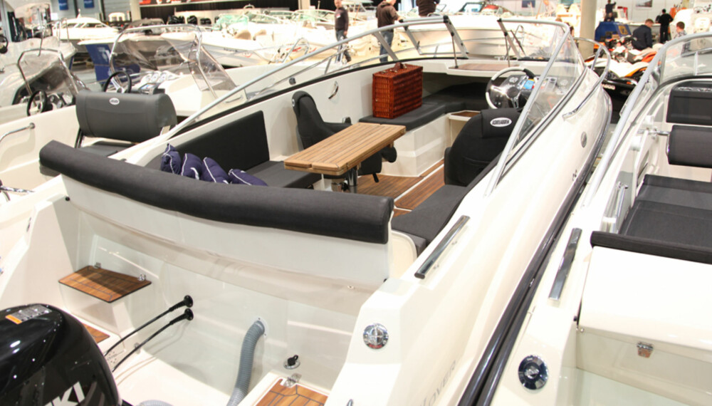 X-OVER: Askeladden lanserer nyheten C62 X-over. X-OVER: Askeladden lanserer nyheten C62 X-over.