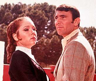 Diana Rigg alias Tracy de Vicenzo i «On Her Majestys Service» . Diana Rigg alias Tracy de Vicenzo i «On Her Majestys Service» .