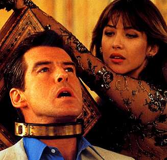 Sophie Marceau alias Elektra King i «The World Is Not Enough». Sophie Marceau alias Elektra King i «The World Is Not Enough».