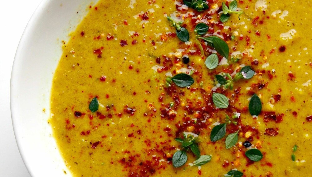 INDISK: Blomkålsuppe med kokosmelk og deilig krydder er perfekt i høstkulda. INDISK: Blomkålsuppe med kokosmelk og deilig krydder er perfekt i høstkulda.