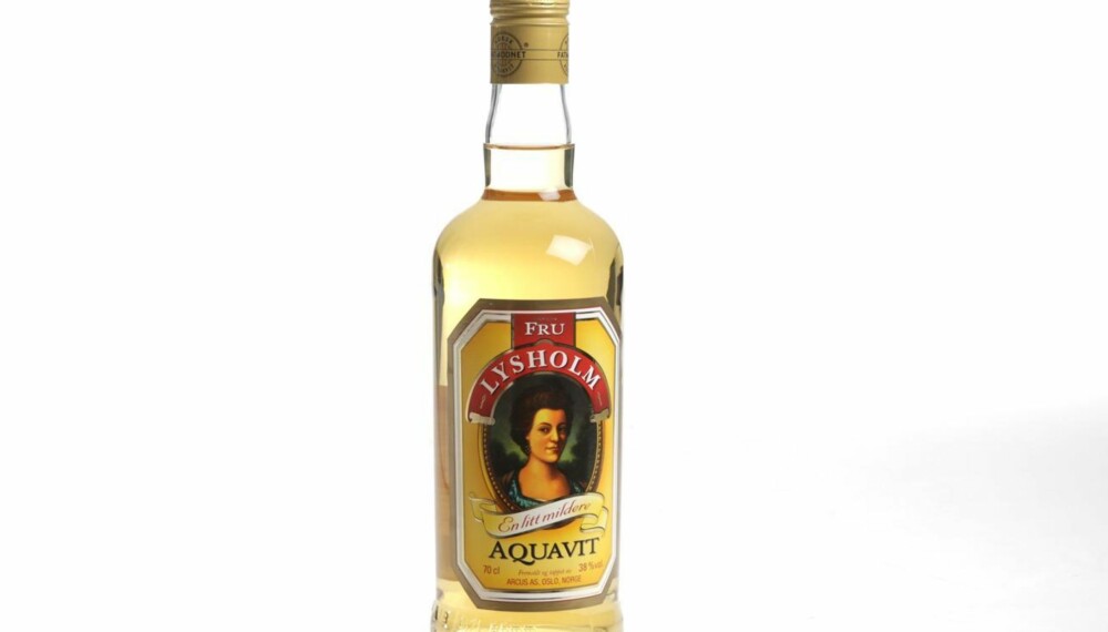 AKEVITT-TEST: Fru Lysholm Aquavit. FOTO: Øyvind Lie AKEVITT-TEST: Fru Lysholm Aquavit. FOTO: Øyvind Lie