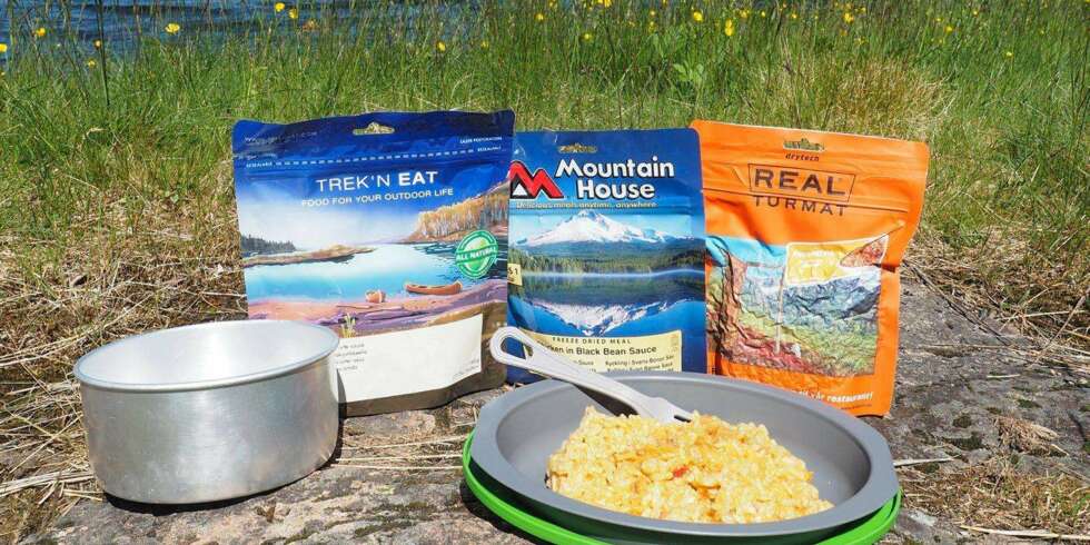 FUNKSJONELT: Ingen forventer vel et gourmetmåltid fra disse posene, men de fyller sin funksjon og enkelte av dem smaker slett ikke så verst. FUNKSJONELT: Ingen forventer vel et gourmetmåltid fra disse posene, men de fyller sin funksjon og enkelte av dem smaker slett ikke så verst.