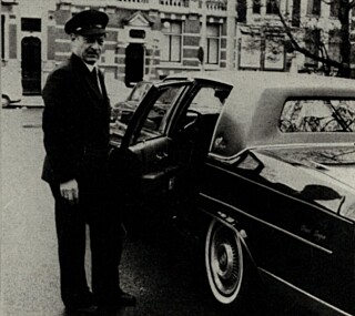 Heinekens trofaste sjåfør, Ab Doderer. FOTO: www.vimennpluss.no Heinekens trofaste sjåfør, Ab Doderer. FOTO: www.vimennpluss.no