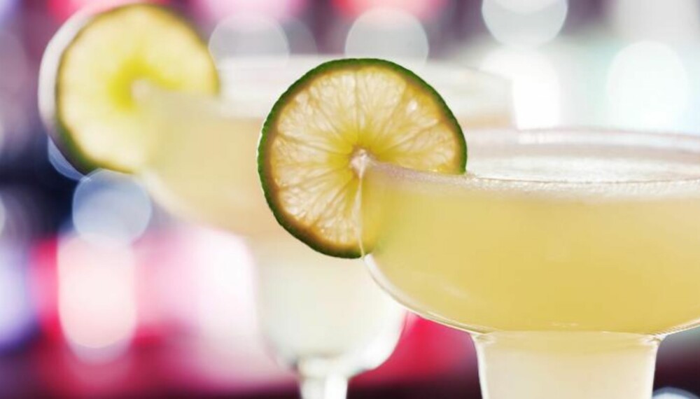 MARGARITA: En margarita er sursøt på smak, og ekstra spennende blir drinken om du har salt på kanten av glasset. FOTO: Colourbox MARGARITA: En margarita er sursøt på smak, og ekstra spennende blir drinken om du har salt på kanten av glasset. FOTO: Colourbox