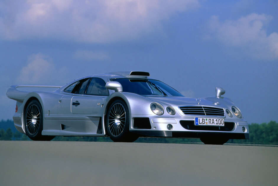 FORGJENGER: Mercedes CLK-GTR. FORGJENGER: Mercedes CLK-GTR.