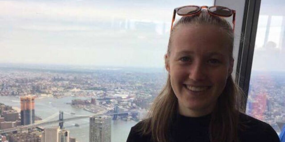 ABORT: 15 år gamle Sara er opprørt over farene kvinner utsettes for ved å ikke ha tilgang på trygg abort. - Det føles helt uvirkelig at dette faktisk skjer hver eneste dag, samtidig som jeg vet at dette er livet til så utrolig mange kvinner og jenter, skriver hun. ABORT: 15 år gamle Sara er opprørt over farene kvinner utsettes for ved å ikke ha tilgang på trygg abort. - Det føles helt uvirkelig at dette faktisk skjer hver eneste dag, samtidig som jeg vet at dette er livet til så utrolig mange kvinner og jenter, skriver hun.