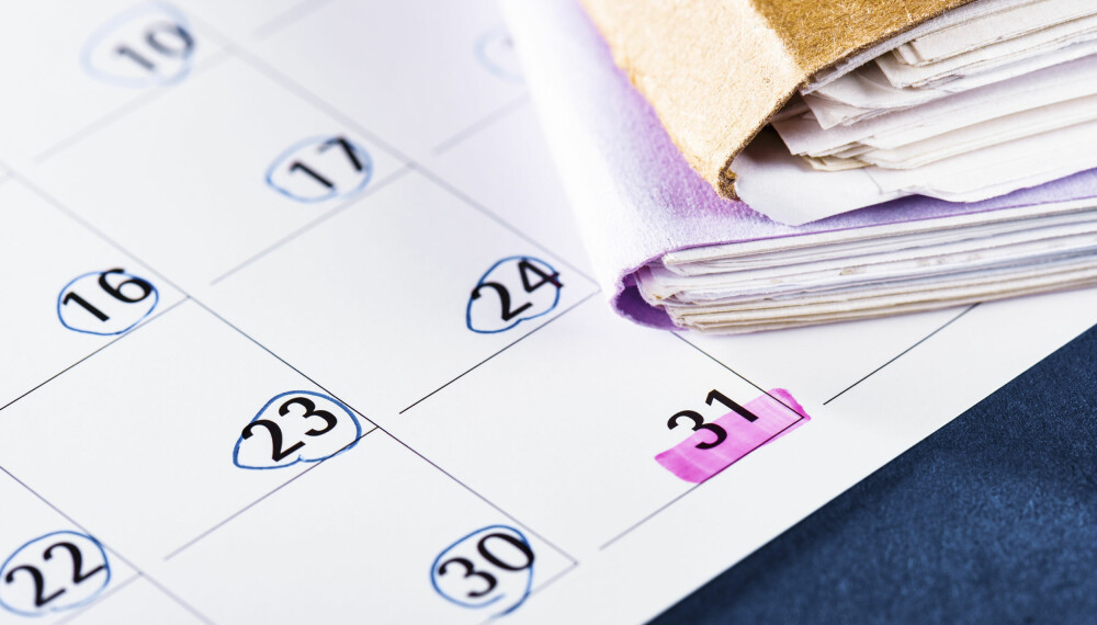 MENSTRUASJONSSYKLUS: Det kan være lurt å markere i en kalender eller bruke en app for menstruasjon, slik at man lettere vet når mensen kommer. Foto: Gettyimages.com. MENSTRUASJONSSYKLUS: Det kan være lurt å markere i en kalender eller bruke en app for menstruasjon, slik at man lettere vet når mensen kommer. Foto: Gettyimages.com.