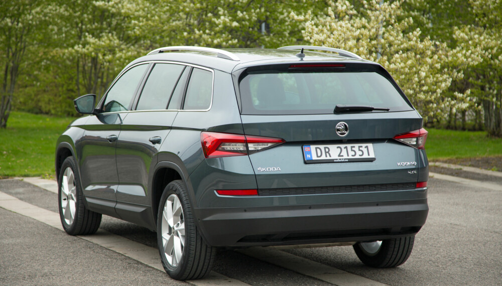SAKLIG: Skoda er kanskje ikke det spenstigste merket når det handler om formgivning. Til gjengjeld er Kodiaq praktisk og svært rommelig. (FOTO: Terje Bjørnsen) SAKLIG: Skoda er kanskje ikke det spenstigste merket når det handler om formgivning. Til gjengjeld er Kodiaq praktisk og svært rommelig. (FOTO: Terje Bjørnsen)