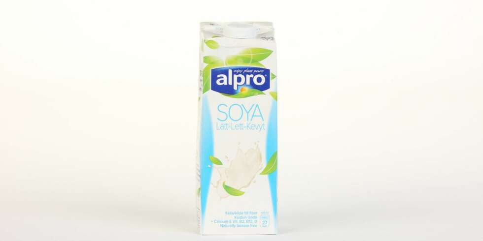 Alpro Soya Lett
Produsent: Alpro C.V.A.
Pris: 36 kr
N�ringsinnhold per 100 ml:
Energi: 27 kcal
Fett/hvorav mettet fett: 1,2/0,2 g
Karbohydrater: 1,6 g
Hvorav sukkerarter: 1,4 g
Protein: 2,1 g
Kalsium: 120 mg
Vitamin D: 0,75 �g
Vitamin B2: 0,21 mg
Vitamin B12: 0,38 �g
Lavere andel soyab�nner gir mindre protein enn de to andre, litt tilsatt sukker som utgj�r under en sukkerbit per dl. Beriket med kalsium, vitaminene D, B2 og B12.
---------------------------
Oslo/studio 20170622; Klikk.no, Foreldre og Barn, Hjemmet, Shape-Up
Alternativ melk
Oslo/studio 22062017; Klikk.no, Foreldre og Barn, Hjemmet, Shape-Up
Alternativ melk *** Local Caption *** Alpro Soya Lett
Produsent: Alpro C.V.A.
Pris: 36 kr
N�ringsinnhold per 100 ml:
Energi: 27 kcal
Fett/hvorav mettet fett: 1,2/0,2 g
Karbohydrater: 1,6 g
Hvorav sukkerarter: 1,4 g
Protein: 2,1 g
Kalsium: 120 mg
Vitamin D: 0,75 �g
Vitamin B2: 0,21 mg
Vitamin B12: 0,38 �g
Lavere andel soyab�nner gir mindre protein enn de to andre, litt tilsatt sukker som utgj�r under en sukkerbit per dl. Beriket med kalsium, vitaminene D, B2 og B12.
---------------------------
Oslo/studio 20170622; Klikk.no, Foreldre og Barn, Hjemmet, Shape-Up
Alternativ melk
Oslo/studio 22062017; Klikk.no, Foreldre og Barn, Hjemmet, Shape-Up
Alternativ melk Alpro Soya Lett
Produsent: Alpro C.V.A.
Pris: 36 kr
N�ringsinnhold per 100 ml:
Energi: 27 kcal
Fett/hvorav mettet fett: 1,2/0,2 g
Karbohydrater: 1,6 g
Hvorav sukkerarter: 1,4 g
Protein: 2,1 g
Kalsium: 120 mg
Vitamin D: 0,75 �g
Vitamin B2: 0,21 mg
Vitamin B12: 0,38 �g
Lavere andel soyab�nner gir mindre protein enn de to andre, litt tilsatt sukker som utgj�r under en sukkerbit per dl. Beriket med kalsium, vitaminene D, B2 og B12.
---------------------------
Oslo/studio 20170622; Klikk.no, Foreldre og Barn, Hjemmet, Shape-Up
Alternativ melk
Oslo/studio 22062017; Klikk.no, Foreldre og Barn, Hjemmet, Shape-Up
Alternativ melk *** Local Caption *** Alpro Soya Lett
Produsent: Alpro C.V.A.
Pris: 36 kr
N�ringsinnhold per 100 ml:
Energi: 27 kcal
Fett/hvorav mettet fett: 1,2/0,2 g
Karbohydrater: 1,6 g
Hvorav sukkerarter: 1,4 g
Protein: 2,1 g
Kalsium: 120 mg
Vitamin D: 0,75 �g
Vitamin B2: 0,21 mg
Vitamin B12: 0,38 �g
Lavere andel soyab�nner gir mindre protein enn de to andre, litt tilsatt sukker som utgj�r under en sukkerbit per dl. Beriket med kalsium, vitaminene D, B2 og B12.
---------------------------
Oslo/studio 20170622; Klikk.no, Foreldre og Barn, Hjemmet, Shape-Up
Alternativ melk
Oslo/studio 22062017; Klikk.no, Foreldre og Barn, Hjemmet, Shape-Up
Alternativ melk