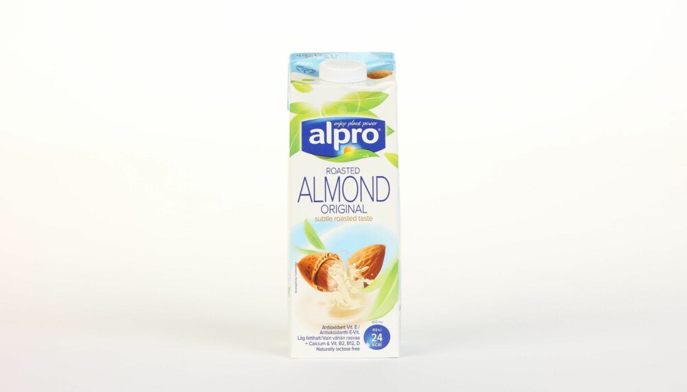 Alpro Almond Original
Produsent: Alpro C.V.A.
Pris: 37 kr
N�ringsinnhold per 100 ml:
Energi: 24 kcal
Fett/hvorav mettet fett: 1,1/0,1 g
Karbohydrater: 3 g
Hvorav sukkerarter: 3 g
Protein: 0,5 g
Kalsium: 120 mg
Vitamin D: 0,75�g
Vitamin B2: 0,21 mg
Vitamin B12: 0,38 �g
Tilsatt kalsium og vitaminene D, B2 og B12, og ogs� med vitamin E. Lite kalorier, men tilsatt litt sukker tilsvarende 1,5 sukkerbit per dl drikke.
---------------------------
Oslo/studio 20170622; Klikk.no, Foreldre og Barn, Hjemmet, Shape-Up
Alternativ melk
Oslo/studio 22062017; Klikk.no, Foreldre og Barn, Hjemmet, Shape-Up
Alternativ melk *** Local Caption *** Alpro Almond Original
Produsent: Alpro C.V.A.
Pris: 37 kr
N�ringsinnhold per 100 ml:
Energi: 24 kcal
Fett/hvorav mettet fett: 1,1/0,1 g
Karbohydrater: 3 g
Hvorav sukkerarter: 3 g
Protein: 0,5 g
Kalsium: 120 mg
Vitamin D: 0,75�g
Vitamin B2: 0,21 mg
Vitamin B12: 0,38 �g
Tilsatt kalsium og vitaminene D, B2 og B12, og ogs� med vitamin E. Lite kalorier, men tilsatt litt sukker tilsvarende 1,5 sukkerbit per dl drikke.
---------------------------
Oslo/studio 20170622; Klikk.no, Foreldre og Barn, Hjemmet, Shape-Up
Alternativ melk
Oslo/studio 22062017; Klikk.no, Foreldre og Barn, Hjemmet, Shape-Up
Alternativ melk Alpro Almond Original
Produsent: Alpro C.V.A.
Pris: 37 kr
N�ringsinnhold per 100 ml:
Energi: 24 kcal
Fett/hvorav mettet fett: 1,1/0,1 g
Karbohydrater: 3 g
Hvorav sukkerarter: 3 g
Protein: 0,5 g
Kalsium: 120 mg
Vitamin D: 0,75�g
Vitamin B2: 0,21 mg
Vitamin B12: 0,38 �g
Tilsatt kalsium og vitaminene D, B2 og B12, og ogs� med vitamin E. Lite kalorier, men tilsatt litt sukker tilsvarende 1,5 sukkerbit per dl drikke.
---------------------------
Oslo/studio 20170622; Klikk.no, Foreldre og Barn, Hjemmet, Shape-Up
Alternativ melk
Oslo/studio 22062017; Klikk.no, Foreldre og Barn, Hjemmet, Shape-Up
Alternativ melk *** Local Caption *** Alpro Almond Original
Produsent: Alpro C.V.A.
Pris: 37 kr
N�ringsinnhold per 100 ml:
Energi: 24 kcal
Fett/hvorav mettet fett: 1,1/0,1 g
Karbohydrater: 3 g
Hvorav sukkerarter: 3 g
Protein: 0,5 g
Kalsium: 120 mg
Vitamin D: 0,75�g
Vitamin B2: 0,21 mg
Vitamin B12: 0,38 �g
Tilsatt kalsium og vitaminene D, B2 og B12, og ogs� med vitamin E. Lite kalorier, men tilsatt litt sukker tilsvarende 1,5 sukkerbit per dl drikke.
---------------------------
Oslo/studio 20170622; Klikk.no, Foreldre og Barn, Hjemmet, Shape-Up
Alternativ melk
Oslo/studio 22062017; Klikk.no, Foreldre og Barn, Hjemmet, Shape-Up
Alternativ melk