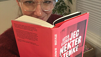 Guri er en selverklært lesehest! Hun tilbringer mye tid på tog på grunn av jobben sin, og slår i hjelp tiden med bøker eller lydbøker. Guri er en selverklært lesehest! Hun tilbringer mye tid på tog på grunn av jobben sin, og slår i hjelp tiden med bøker eller lydbøker.