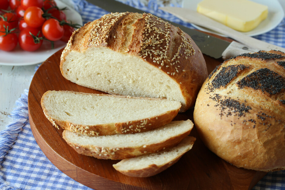 Bak deilig loff til frokost, eller hvorfor ikke som tilbehør til reker eller salater? Bak deilig loff til frokost, eller hvorfor ikke som tilbehør til reker eller salater?