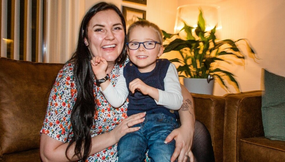MAMMAS GUTT: Troy er fem år og har cerebral parese. Han er som alle andre gutter, bortsett fra at han sitter i rullestol og trenger litt mer hjelp enn andre, sier mamma Monica Tangen (38). MAMMAS GUTT: Troy er fem år og har cerebral parese. Han er som alle andre gutter, bortsett fra at han sitter i rullestol og trenger litt mer hjelp enn andre, sier mamma Monica Tangen (38).