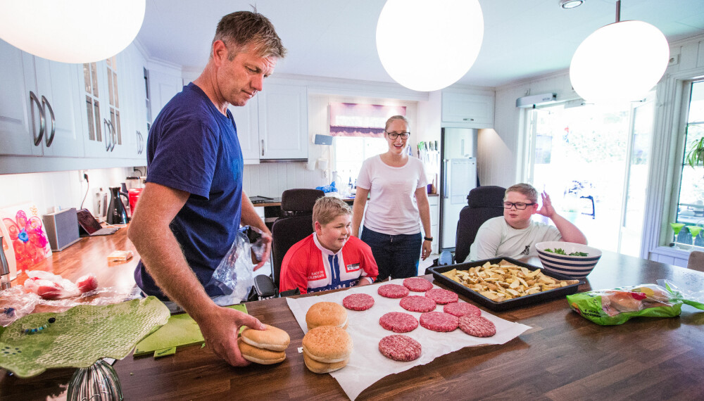 NÆRT FORHOLD: Pappa Bjørn Gunnar har et ekstra nært forhold til guttene sine. NÆRT FORHOLD: Pappa Bjørn Gunnar har et ekstra nært forhold til guttene sine.