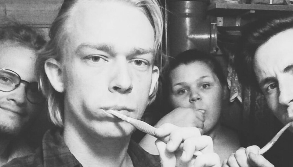 VENNER: Mariell og tre av vennene som er igjen etter opprydding i vennskapa.