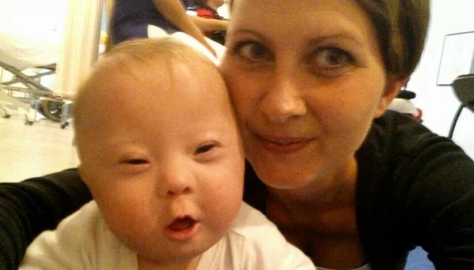 STORT ANSVAR. - Dag og natt våket jeg over han. Jeg følte jeg hadde fått en oppgave, et ansvar, ikke en baby som jeg forventet, forteller Iben Hansen.