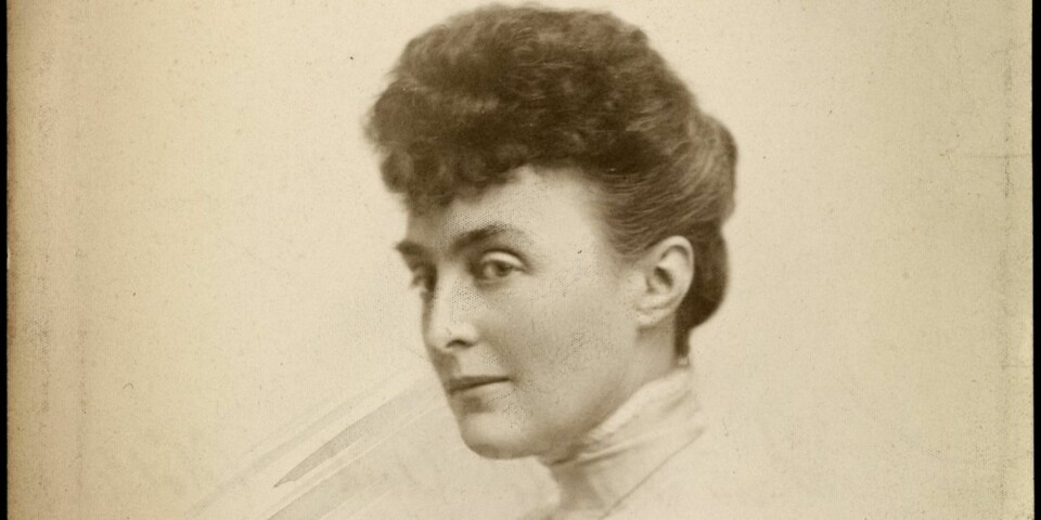 - Kvinner er ikke fødemaskiner!