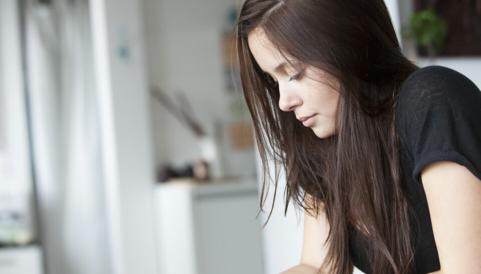 SPRER NAKENBILDER: Politiet har varslet om økning i antall politianmeldelser fra ungdom som opplever at seksuelle bilder av dem spres i sosiale medier.