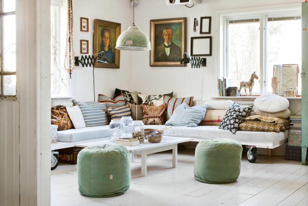 VINTAGE-PREG: Denne stuen rommer vakre vintage-detaljer.