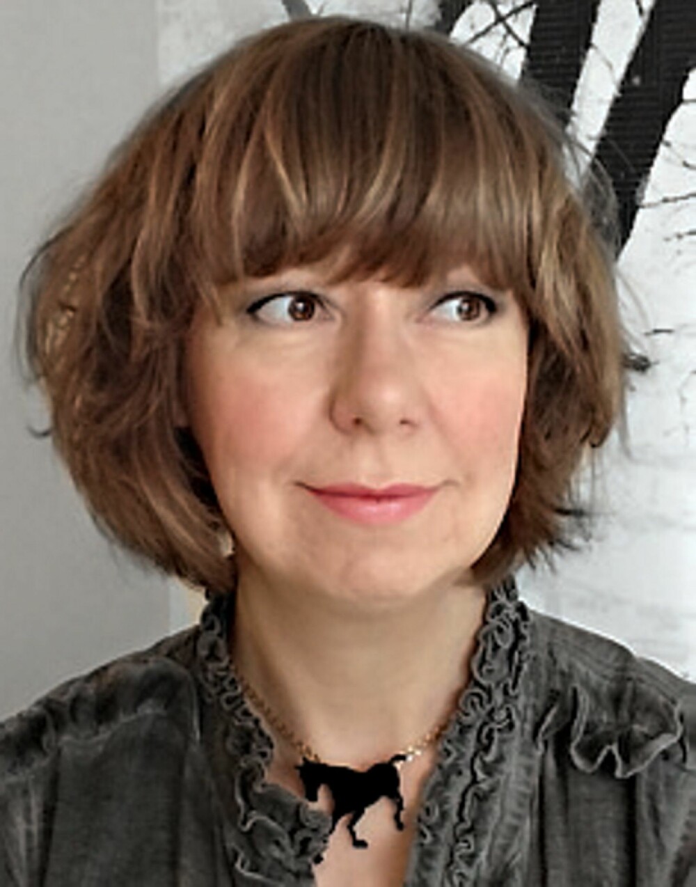 DESIGNER I SCANDINAVIAN SURFACE: Ann-Tove Engenes følger blant annet Helle Tjaberg sin blogg for å holde seg oppdatert. DESIGNER I SCANDINAVIAN SURFACE: Ann-Tove Engenes følger blant annet Helle Tjaberg sin blogg for å holde seg oppdatert.