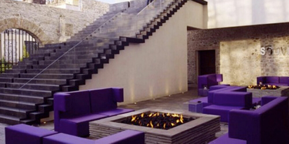 MEXICO: På denne baren har man blandet ny og gammel arkitektur. MEXICO: På denne baren har man blandet ny og gammel arkitektur.