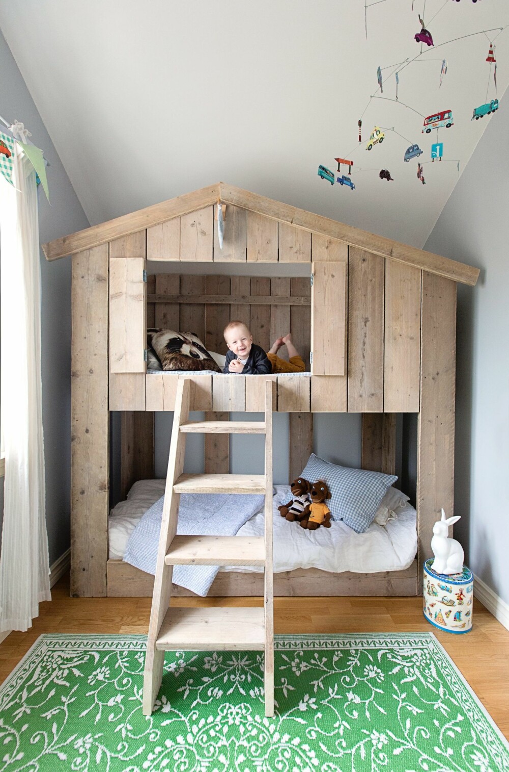 EGET HUS: Tenk å ha sitt eget hus når man er 3 år! FOTO: Jorunn Tharaldsen