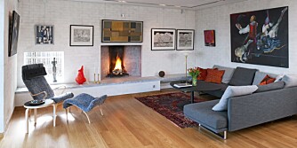 KULTURELLE KVALITETER: Fargene og møblene i denne stuen er spesielt utvalgte for å danne en rolig ramme omkring familiens kunst. Prosjektet er utført av interiørarkitekt MNIL Tone Nærø og ark.stud. Malin Sætervik.