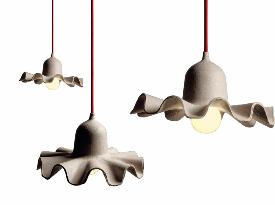 MATERIALE I TIDEN: Papir er et materiale vi vil se mye av fremover. Disse lampene er fra Designtorget.