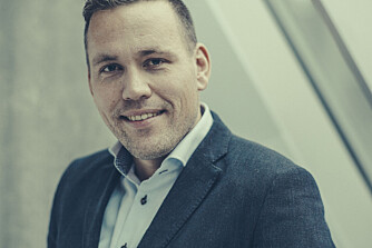 TILLIT ER VIKTIG: Ifølge psykolog Tor-Åge Eikerapen er tillit mellom kolleger noe av det viktigste for at de skal arbeide godt sammen i team. Men for nære vennskap mellom noen på arbeidsplassen, kan gi utfordringer. TILLIT ER VIKTIG: Ifølge psykolog Tor-Åge Eikerapen er tillit mellom kolleger noe av det viktigste for at de skal arbeide godt sammen i team. Men for nære vennskap mellom noen på arbeidsplassen, kan gi utfordringer.