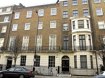 FAMILIEHJEMMET: I dette huset i London bodde Madonna sammen med Guy Ritchie og barna Lourdes, Rocco og David. FAMILIEHJEMMET: I dette huset i London bodde Madonna sammen med Guy Ritchie og barna Lourdes, Rocco og David.
