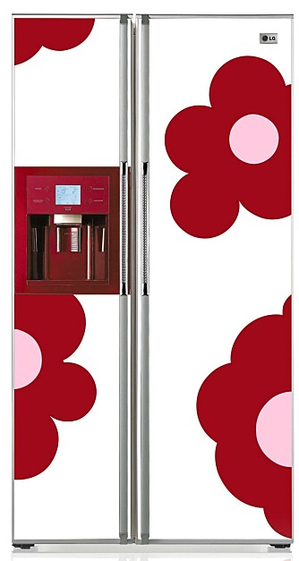 FLOWERPOWER: Kjøleskap fra LG Electronics med design til forveksling lik melkekartongene på 80-tallet. FLOWERPOWER: Kjøleskap fra LG Electronics med design til forveksling lik melkekartongene på 80-tallet.